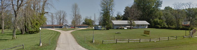 Hooks Waterfront Resort (Train Station Motel, Hopson Motel) - Street View